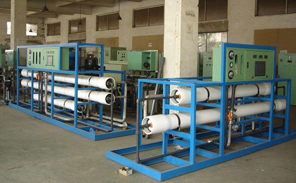 超純水設(shè)備 超純水設(shè)備