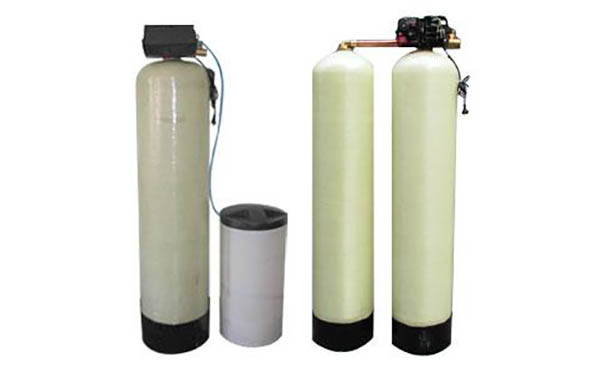 全自動(dòng)軟化水設(shè)備維修時(shí)需要注意哪些事項(xiàng) 全自動(dòng)軟化水設(shè)備維修時(shí)需要注意哪些事項(xiàng)